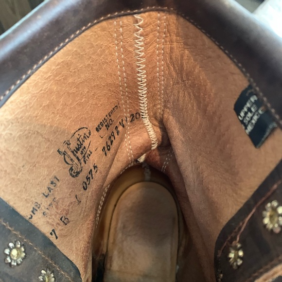 JUSTIN Brown Ladies vintage style boots(DISTRESS) - Picture 5 of 13